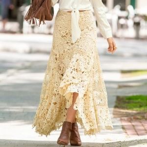 Famine lace high-low Boston Proper skirt